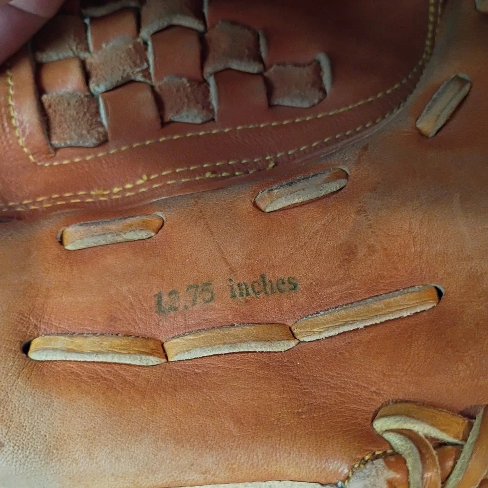 Mizuno Max Flex Baseball Glove Professional Model MZ3600 12.75
